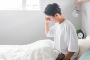 睡眠不足の男性