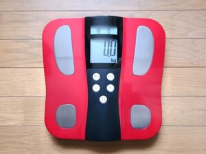 体脂肪率も測れる体脂肪計の写真
